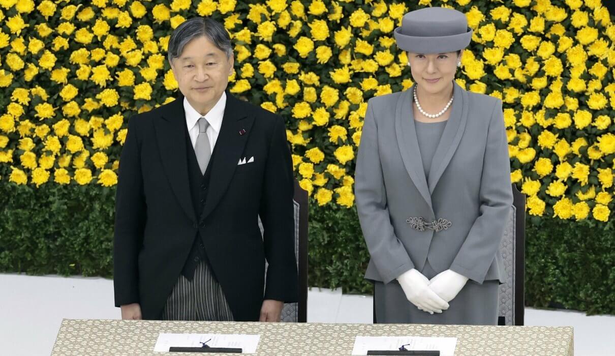Do the Actions of the Symbolic Emperor Contribute to the Preservation of War Memory? 象徴天皇の行動は戦争を記憶するのに役に立つのか？